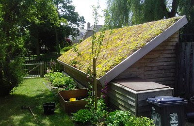 Sloped roof, 20-30 degrees